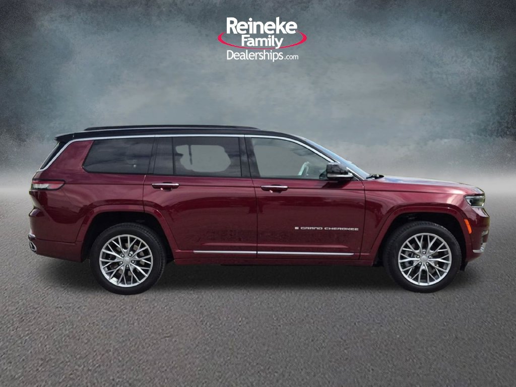 Used 2025 Jeep Grand Cherokee L Summit AWD/4WD image 4