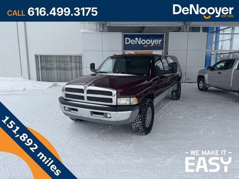 Used 2001 Dodge Ram 2500 Truck SLT image 1