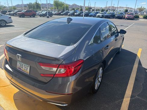 Used 2022 Honda Accord LX image 9