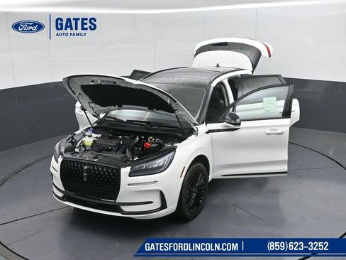 New 2026 Lincoln Corsair Premiere image 56