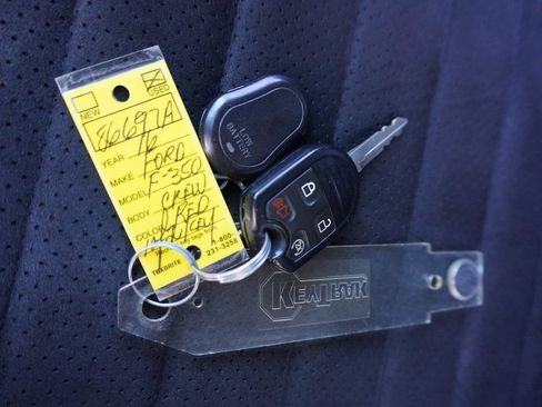 Used 2016 Ford F350 King Ranch w/ FX4 Off-Road Package image 37