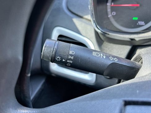 Used 2016 GMC Terrain SLE FWD image 18