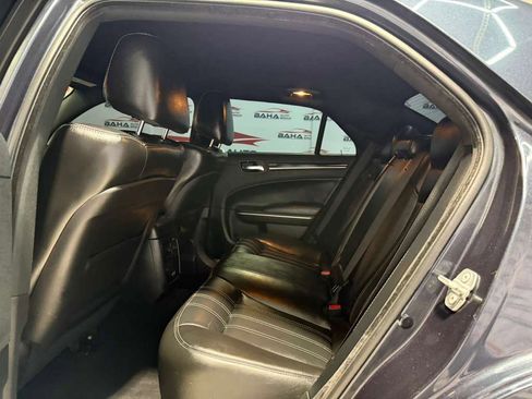 Used 2019 Chrysler 300 S image 29