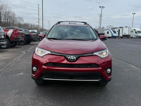 Used 2018 Toyota RAV4 XLE image 2
