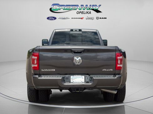 Used 2024 RAM 3500 Laramie AWD/4WD image 6