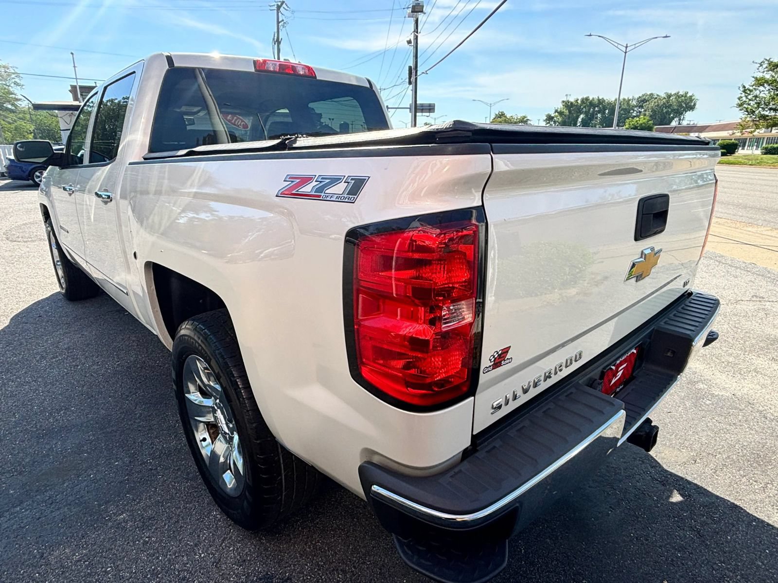 Used 2014 Chevrolet Silverado 1500 LTZ Z71 AWD/4WD image 6