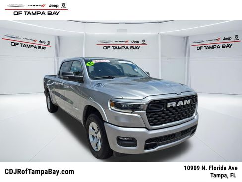 Used 2025 RAM 1500 Big Horn AWD/4WD image 1