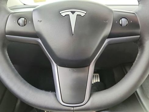 Used 2023 Tesla Model 3 Performance image 42