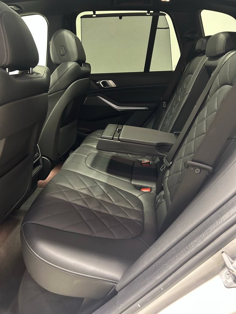 Used 2023 BMW X5 xDrive40i AWD/4WD image 30