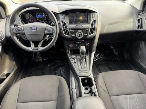Used 2017 Ford Focus SEL image 15