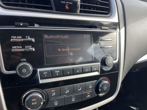 Used 2018 Nissan Altima 2.5 SR image 38