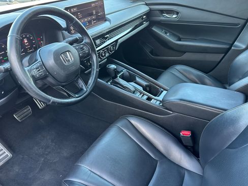 Used 2023 Honda Accord Sport image 4