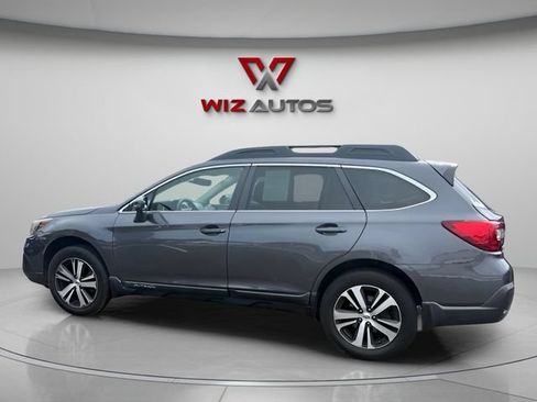 Used 2019 Subaru Outback 2.5i Limited AWD/4WD image 2