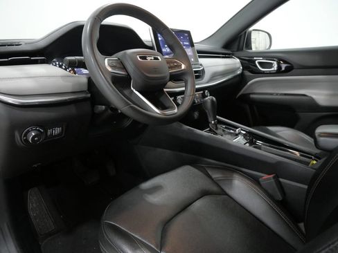 Used 2024 Jeep Compass Limited AWD/4WD image 10
