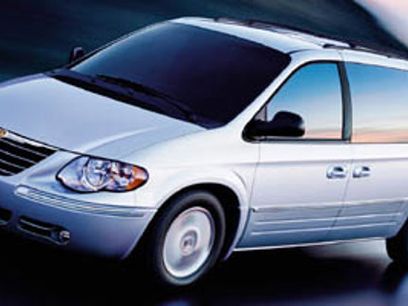 Used 2005 Chrysler Town & Country LX w/ Popular Equipment Group II