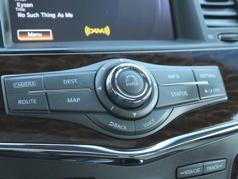 Used 2017 Nissan Armada SL image 32