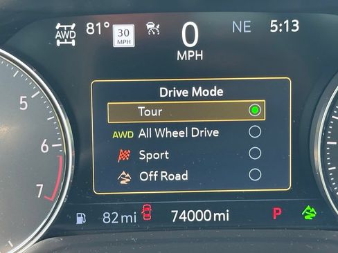 Used 2021 Buick Envision Avenir w/ Technology Package II AWD/4WD image 43