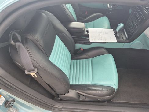 Used 2002 Ford Thunderbird RWD image 8