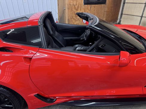 Used 2018 Chevrolet Corvette Grand Sport w/ Grand Sport Heritage Package image 19