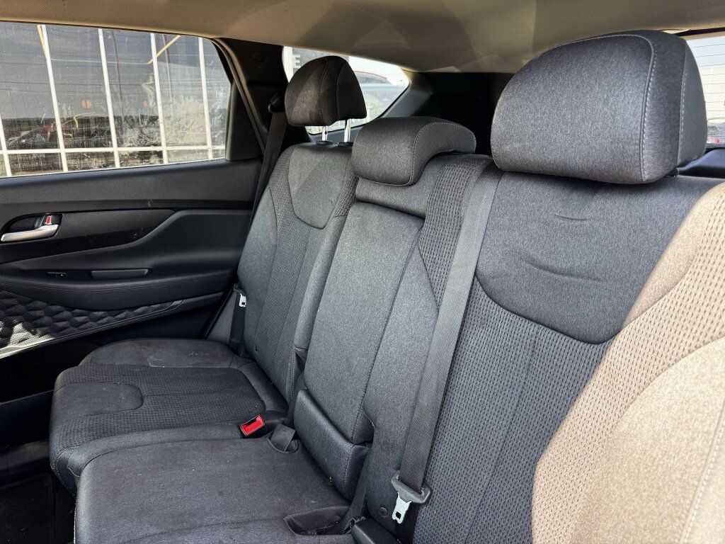 Used 2022 Hyundai Santa Fe SEL w/ Cargo Package FWD image 21