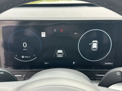 Used 2024 Hyundai Kona SEL w/ Convenience Package image 27