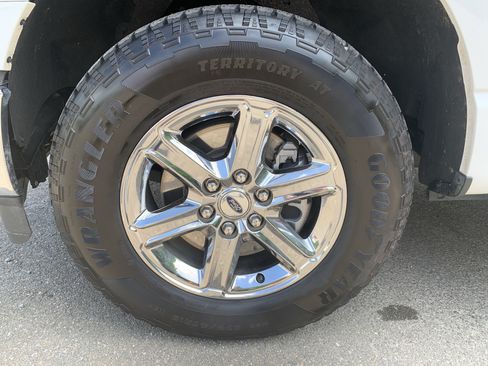 Used 2025 Ford F150 XLT w/ Equipment Group 301A Standard AWD/4WD image 43
