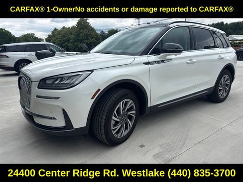 Used 2025 Lincoln Corsair AWD w/ Equipment Group 101A image 2