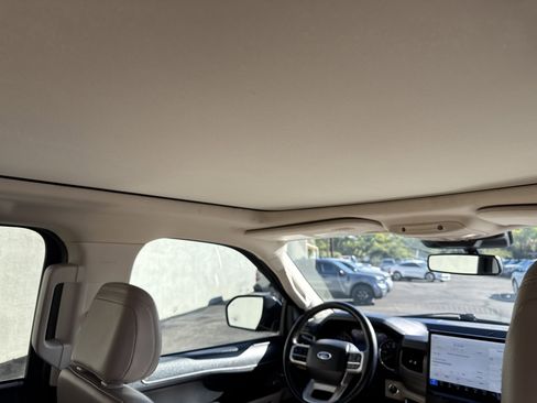 Used 2023 Ford Expedition Limited image 14