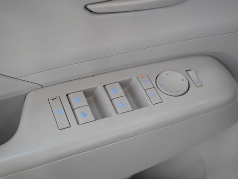 Certified 2024 Hyundai Kona SEL FWD image 20