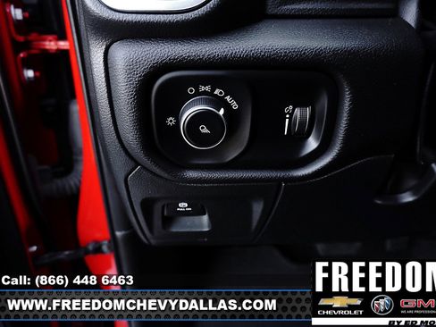 Used 2024 RAM 1500 Laramie image 21