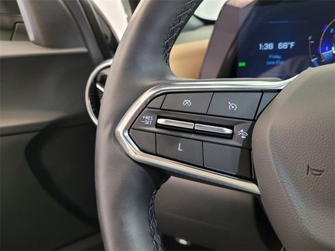 Used 2025 Chevrolet Equinox ACTIV image 21