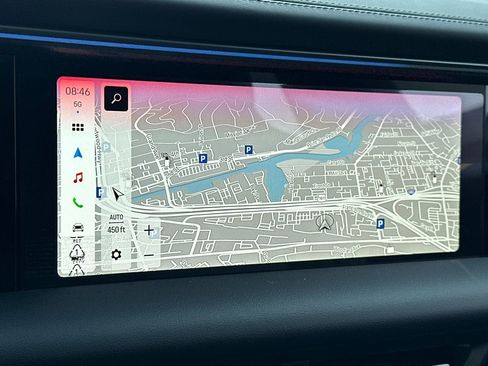 New 2025 Porsche Macan Electric image 20