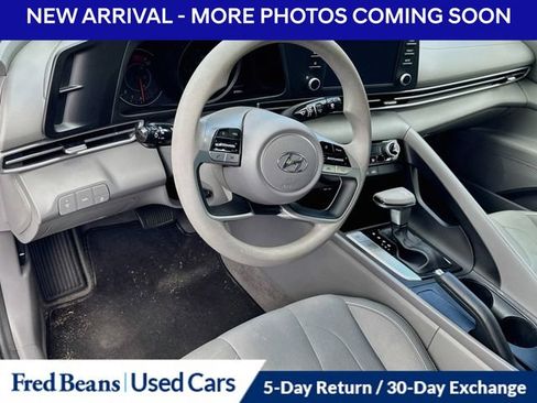 Used 2021 Hyundai Elantra SEL FWD image 9