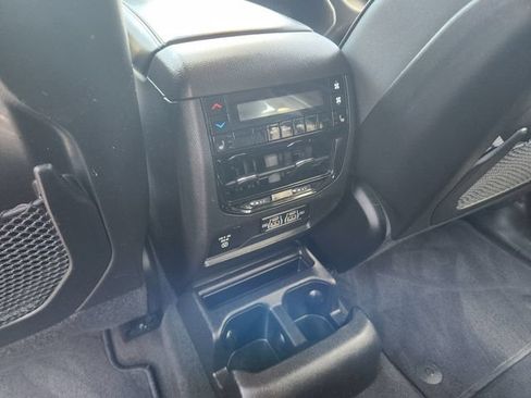 Used 2021 Jeep Grand Cherokee L Limited AWD/4WD image 10