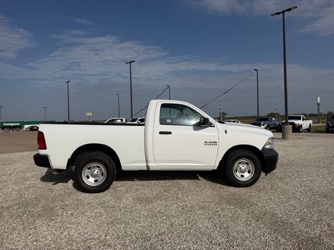 Used 2018 RAM 1500 Tradesman w/ Power & Remote Entry Group AWD/4WD image 2