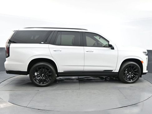 Used 2023 Cadillac Escalade Sport Platinum w/ LPO, ONYX Package AWD/4WD image 7