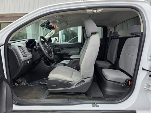Used 2016 Chevrolet Colorado W/T w/ WT Convenience Package AWD/4WD image 16
