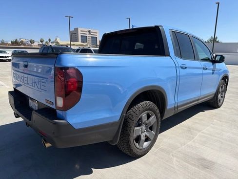 Used 2024 Honda Ridgeline TrailSport image 2