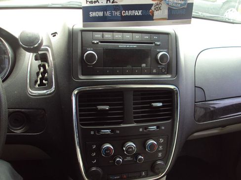 Used 2015 Dodge Grand Caravan SE w/ Quick Order Package 29E SE FWD image 23