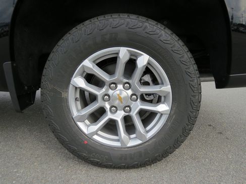 New 2025 Chevrolet Silverado 1500 LT w/ Z71 Off-Road Package image 14