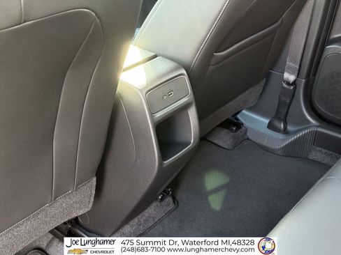 Used 2024 Chevrolet Trax ACTIV w/ Driver Confidence Package image 21