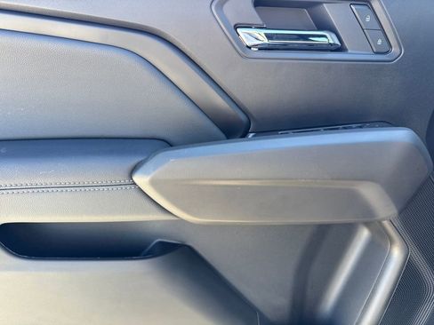 New 2026 Chevrolet Colorado LT image 18