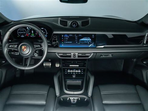 Certified 2026 Porsche Cayenne S image 19