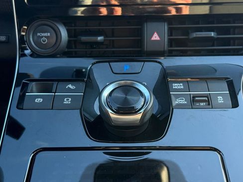 Used 2023 Subaru Solterra Premium image 25