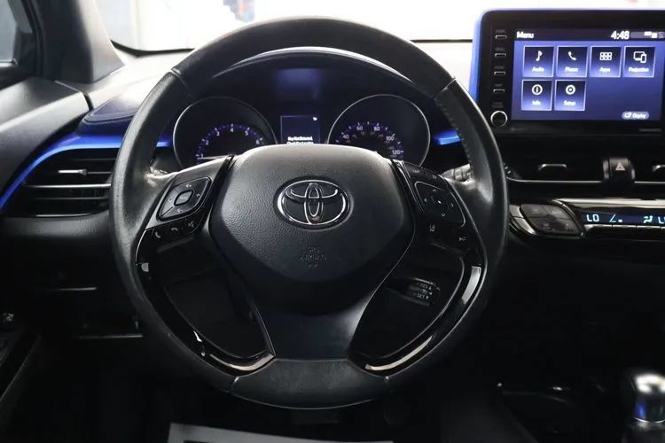 Used 2022 Toyota C-HR XLE FWD image 29