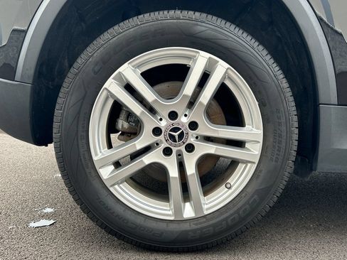 Used 2023 Mercedes-Benz GLA 250 4MATIC image 35