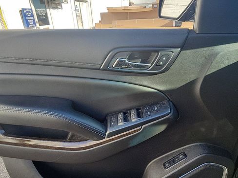 Used 2015 Chevrolet Tahoe LT AWD/4WD image 15