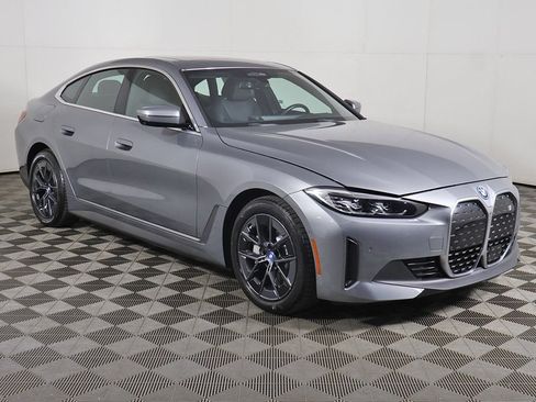 Used 2023 BMW i4 eDrive40 RWD image 59