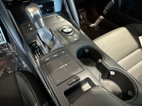 New 2025 Lexus IS 500 IS 500 F SPORT Performance image 22