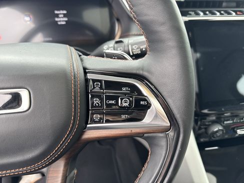 Used 2021 Jeep Grand Cherokee L Summit w/ Advanced Protech Group IV image 20